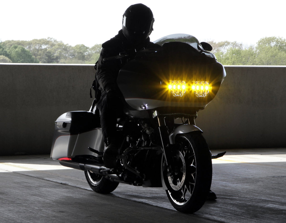 D14 Destroyer LED-ajovalojen päivityssarja - Harley-Davidson Road Glide