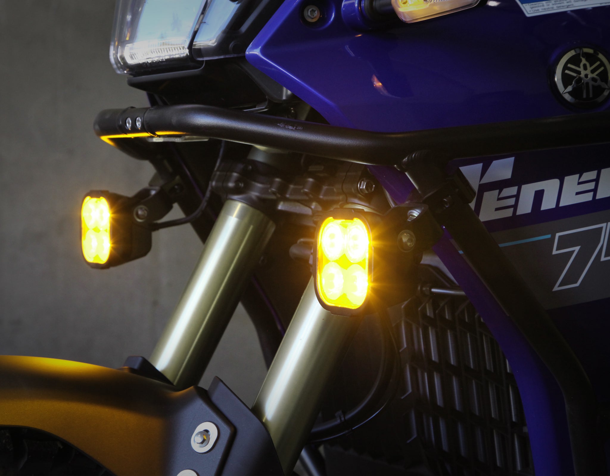 DL4 Driving Light with DataDim Technology | DENALI Electronics