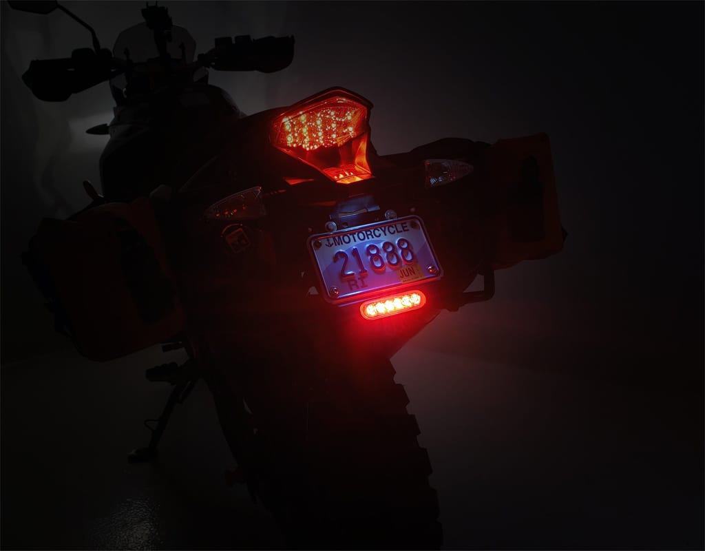 Plug-&-Play B6 Brake Light για επιλεγμένες μοτοσικλέτες KTM Adventure - Μονό ή Διπλό