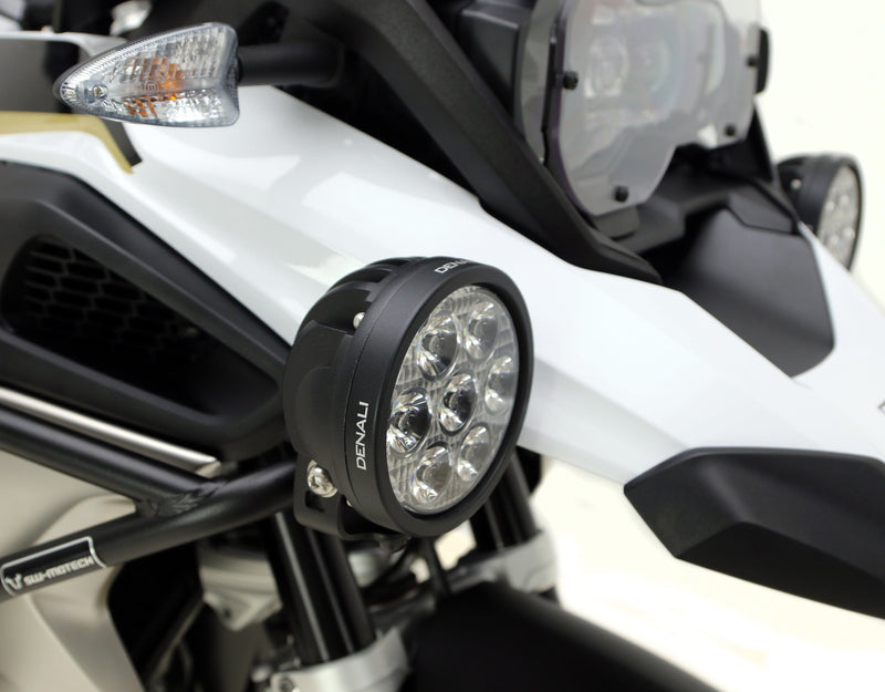 Supporto per luci di marcia per BMW R1200GS LC '13-'18, R1200GS Rallye '17 e R1250GS '19-'24