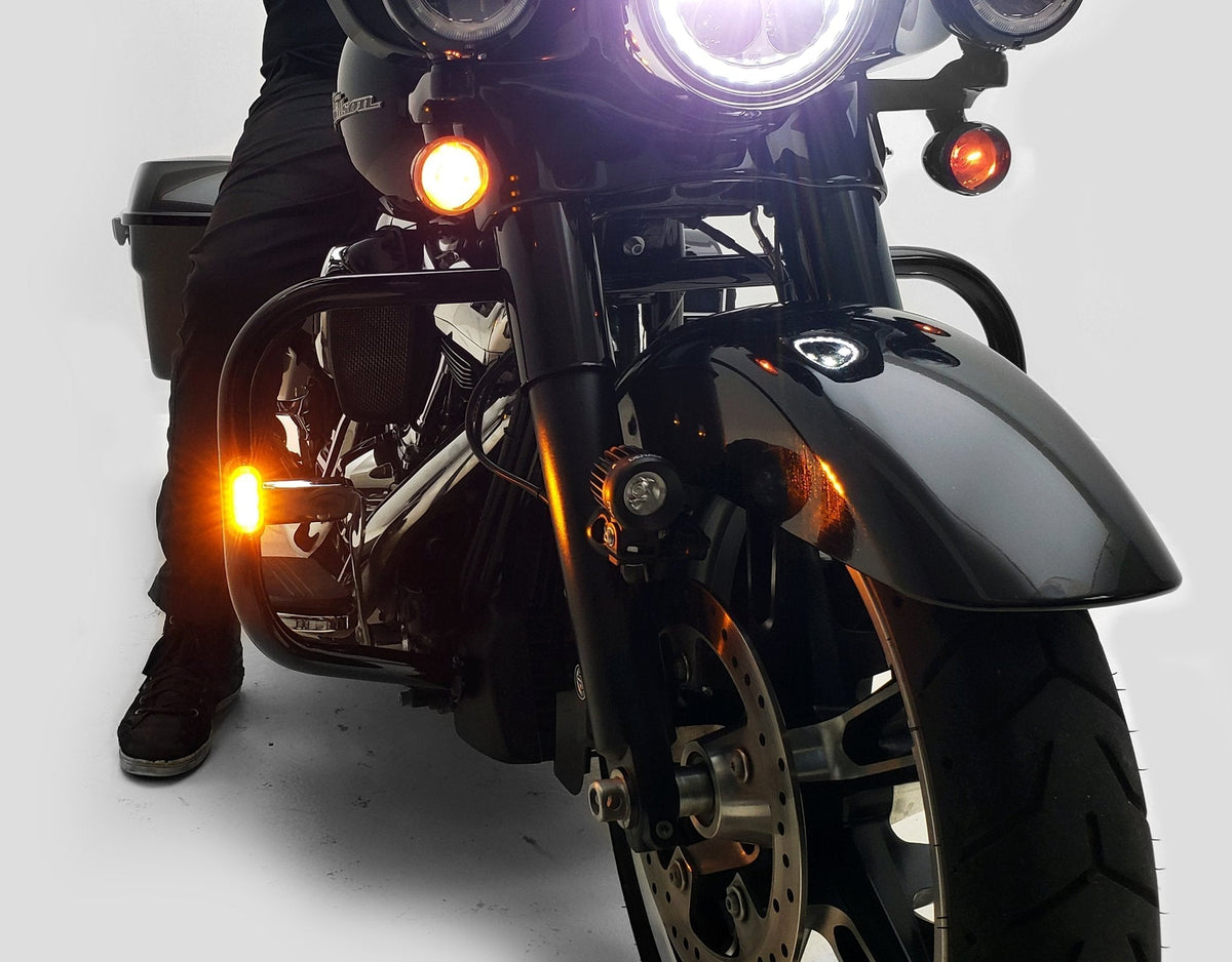 T3 Switchback LED-richtingaanwijzer vooraan met V-Twin motorbeschermingssteun