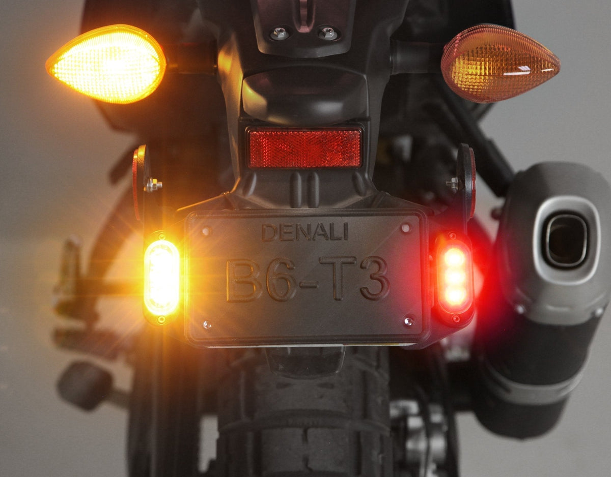 T3 Rear Switchback LED Turn Signal Pods with License Plate Mount